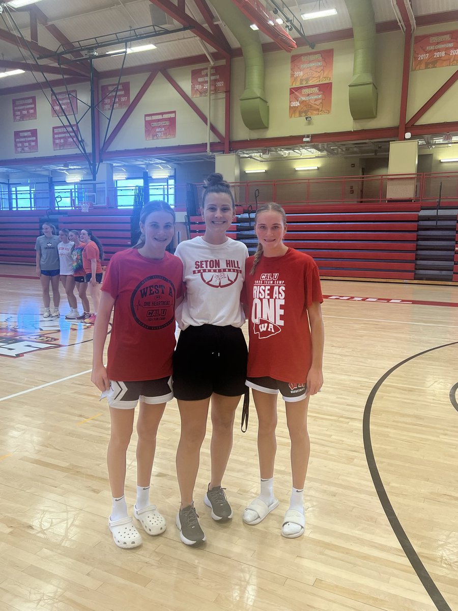 Thank you <a href="/Coach_MaeveG/">Maeve Gallagher</a> <a href="/SetonHillWBB/">Seton Hill WBB</a> for a great camp experience!!