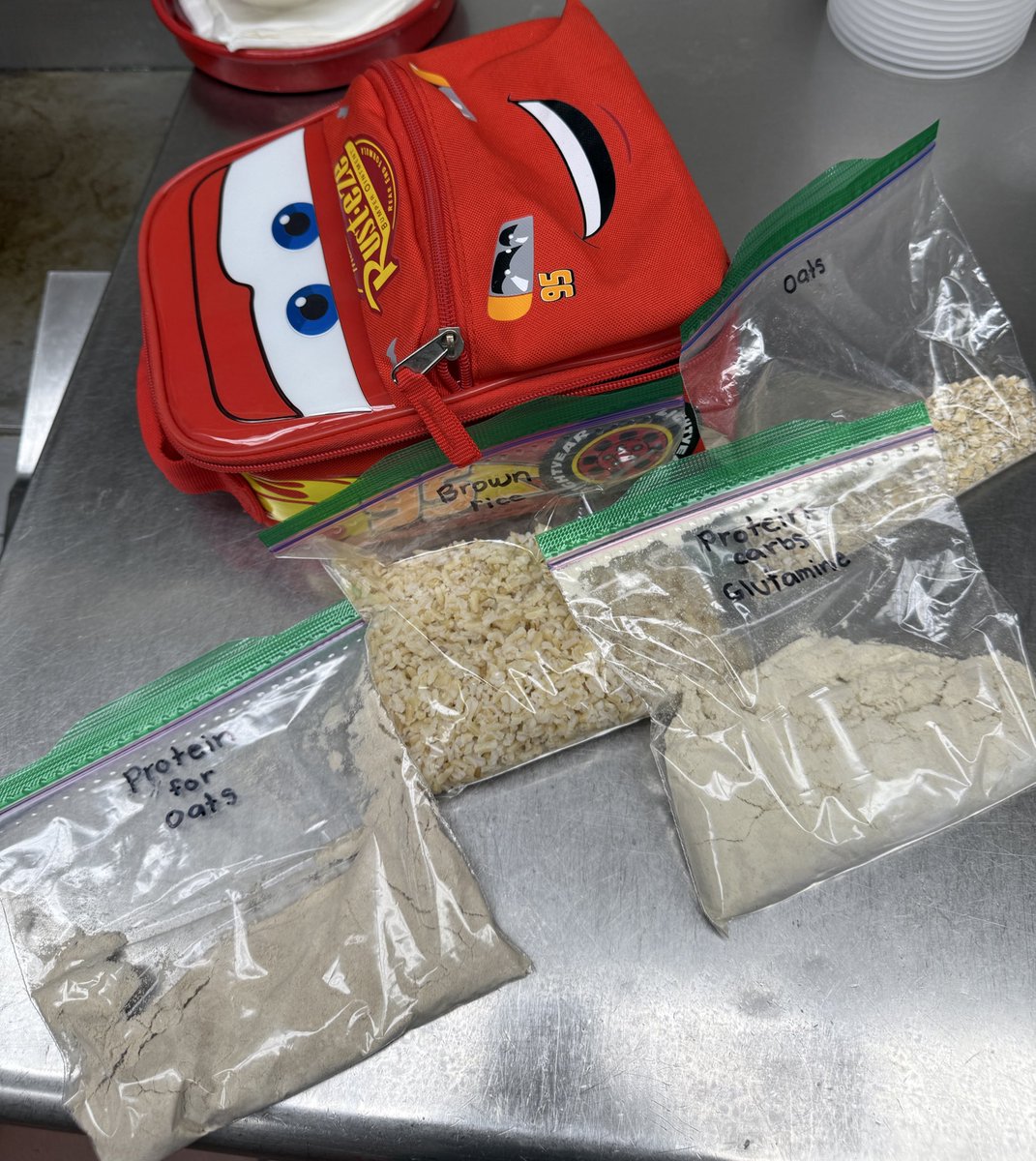 unnattybrah's tweet image. Set yourself up for success brah 

Or find yourself someone that will ( s/o to my fiance for packing my essentials)