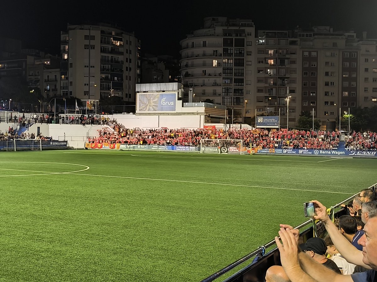 Quants anys sense gaudir aquest gran duel català!

Som-hi!!! ⚽