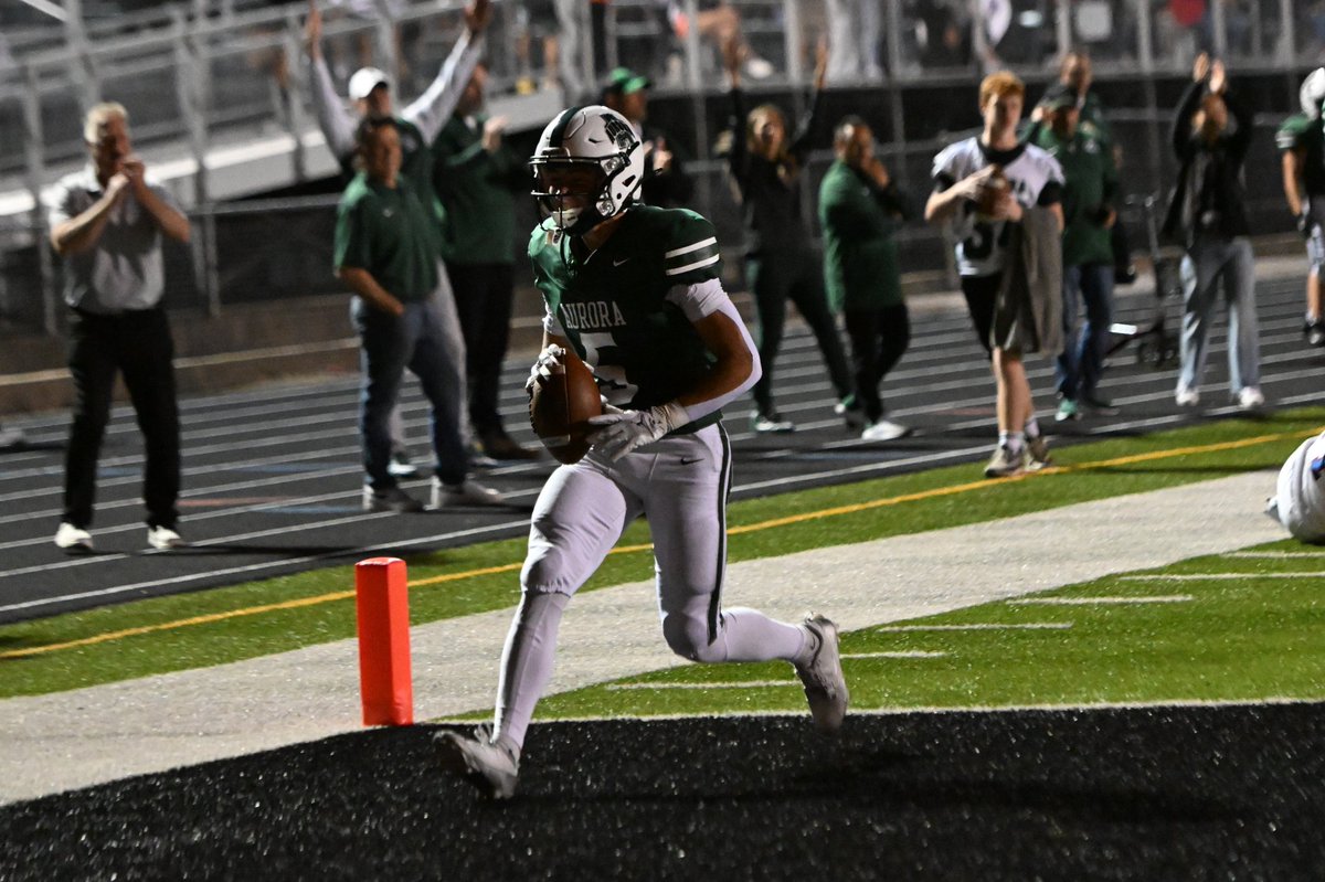 BrianSiebenthal's tweet image. Big win over Revere 14-0!
@GreenmenFB @ACSD_MH @DrPMilcetich @GreenmenNation @Greenmensteward @AuroraGambit @aurorayearbook @auroraathletics @ahsallsports @AuroraGridiron