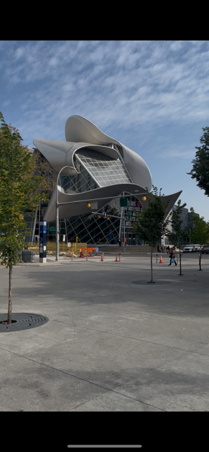 Stumbled across this gorgeous book at the Art Gallery of Alberta 😉 🫢 

You can find multiple Wild Skies Press books in the AGA gift shop, including 'Moments in Focus.'
