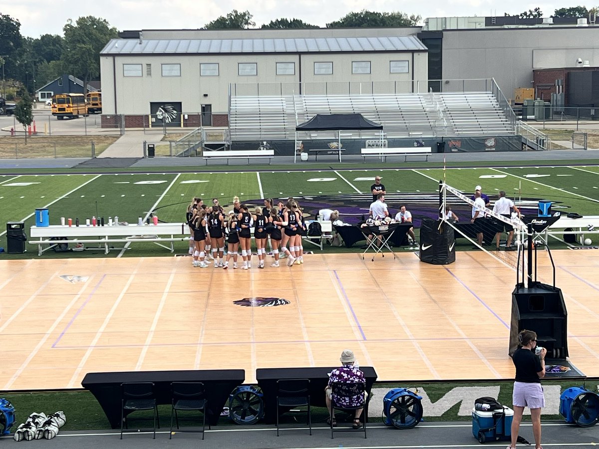 Eagles VB set for Stadium Game at Mascoutah v Nashville.