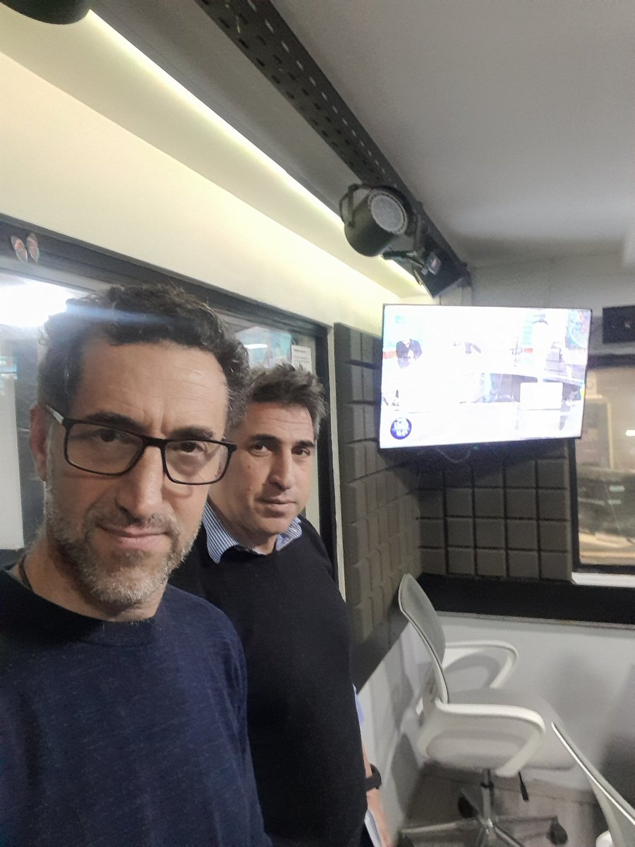 Nueva emisión de Mañana inteligente con <a href="/sebadidomenica/">Sebastián Di Domenica</a> y <a href="/maxicasalia/">Max</a> por Radio República <a href="/Radio_770/">Radio República AM 770 📻</a> y por YouTube 👋👌 Un magazine sobre la inteligencia artificial y el mundo que se viene - 🎙🎙🎙🤖🦾 Sábados de 12 a 13