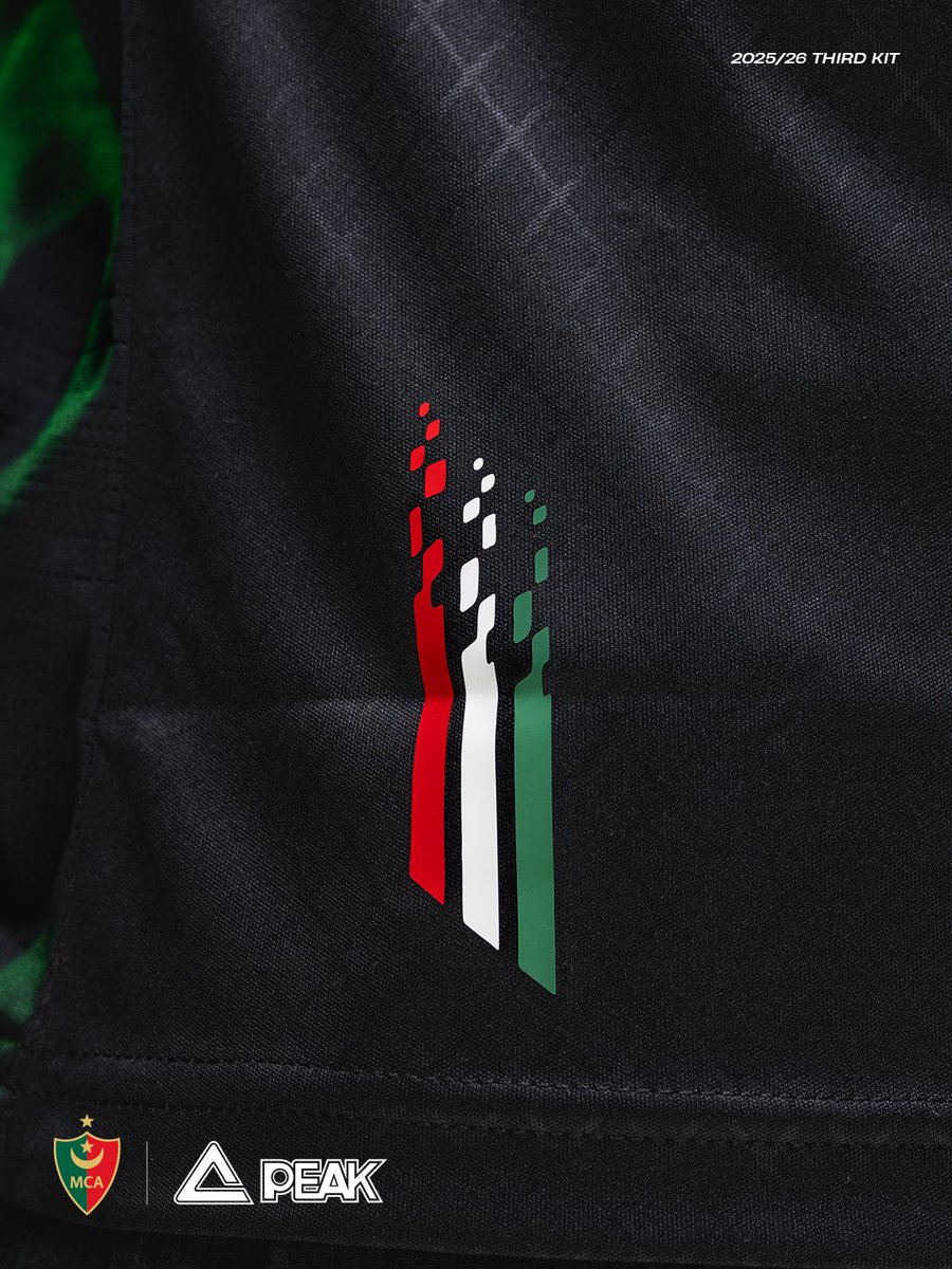THEDEAN1921's tweet image. تاجك ذهباني يا المولودية 👑♟️
𝐌𝐎𝐔𝐋𝐎𝐔𝐃𝐈𝐀 ... 𝐦𝐨𝐧 𝐧𝐨𝐦 𝐜’𝐞𝐬𝐭 𝐝𝐞 𝐥’𝐨𝐫 ✨️💫

#MOULOUDEAN #mca #ThirdKit #Peak #BlackAndGold #GloryInGold #TheDeanInGold #MCAinBlackAndGold