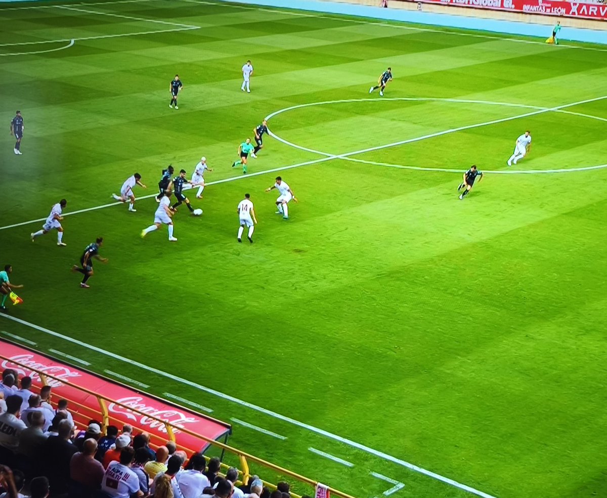 Fuera de juego justito.