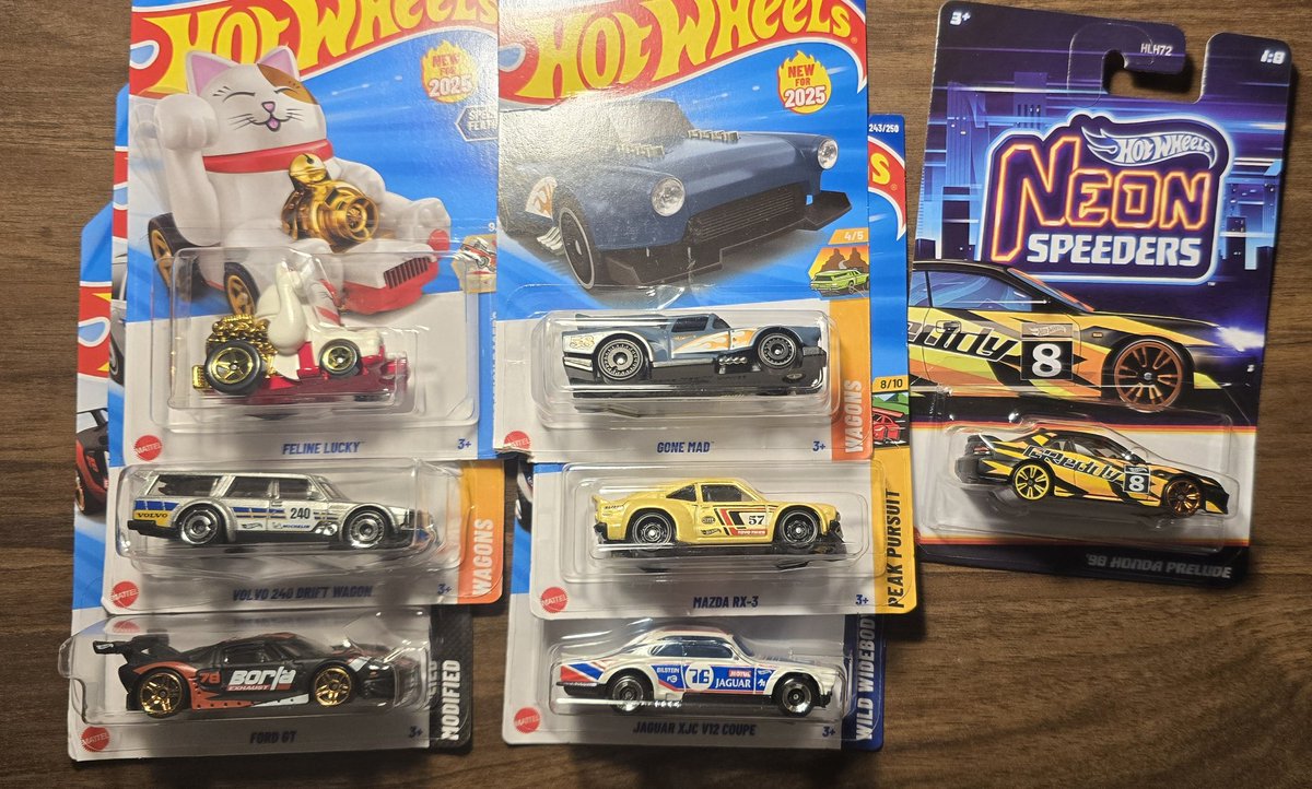 lfdcracing's tweet photo. Latest Walmart Hot Wheels Haul! #hotwheels #hotwheelshaul #treasurehunt #walmart #hondaprelude #diecast #toycars #livefastdiecast #neonspeeders #catcar #supertreasurehunt #WINDTUNNEL #aerodynamics #64scale #hotwheelsscience #164 #importcars https://t.co/FQ0Tg7Z3Wb