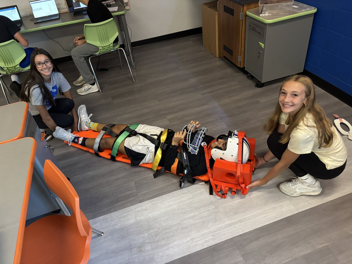 Angela Ebert tweet media