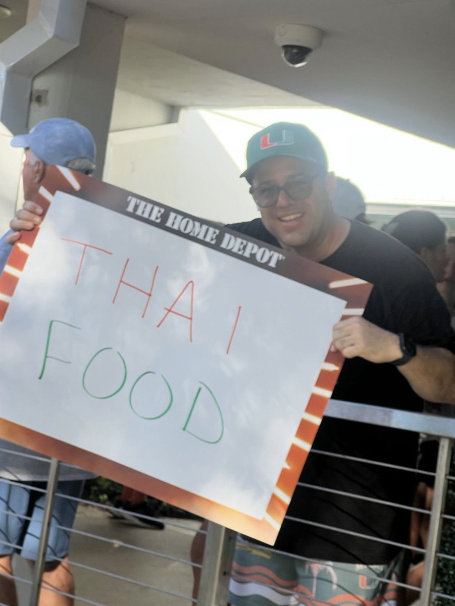 Dan Le Batard Show with Stugotz tweet media