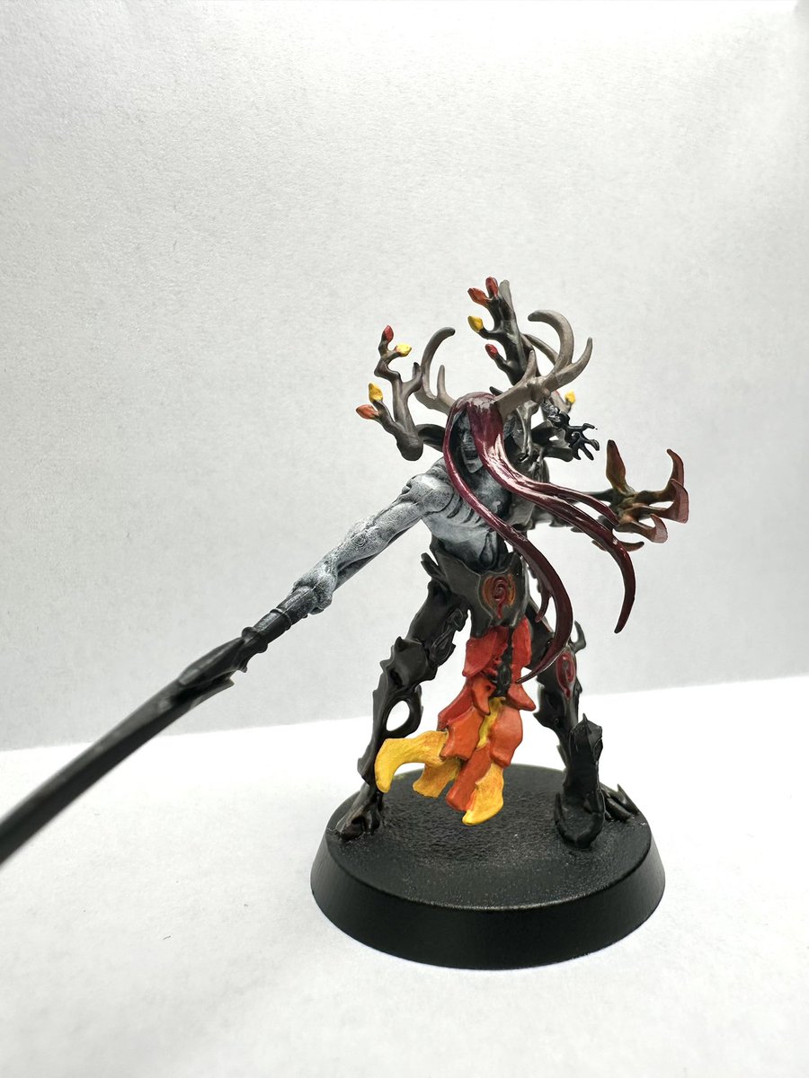 This was the result of our little painting test stream! It’s obviously not done yet but I’m glad I finally started to paint my Sylvaneth! #warhammer #Sylvaneth
