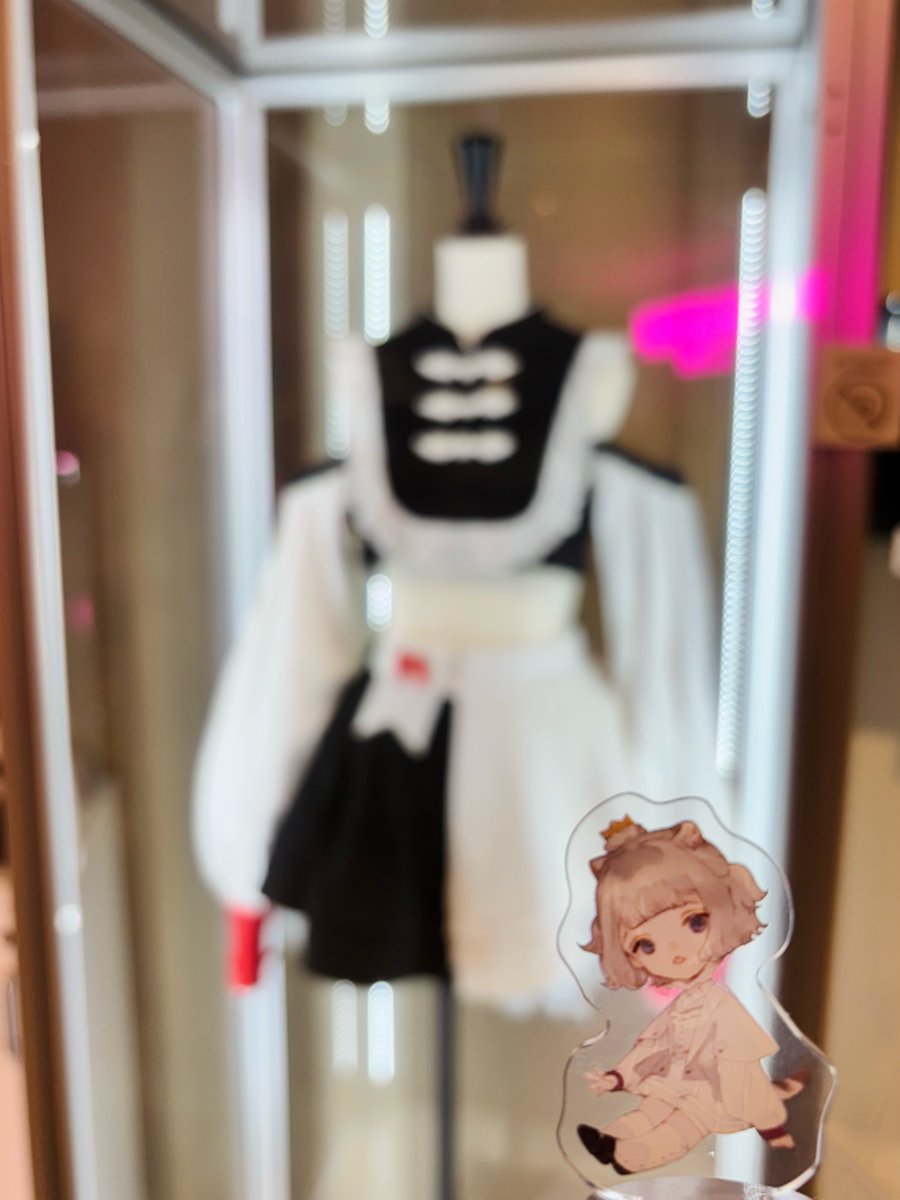 ▽ IMAGINARY INFO ▽
📣展示衣装のお知らせ✨

本日より、CHINO店長が着用した「瓦利斯飯店」制服展示がスタート🤍

🪞衣装展示スケジュール
✧9月21日(日)〜9月30日(火)

制服の魅力を、あますことなくIBAで💎
#IMAGINARY_BASE