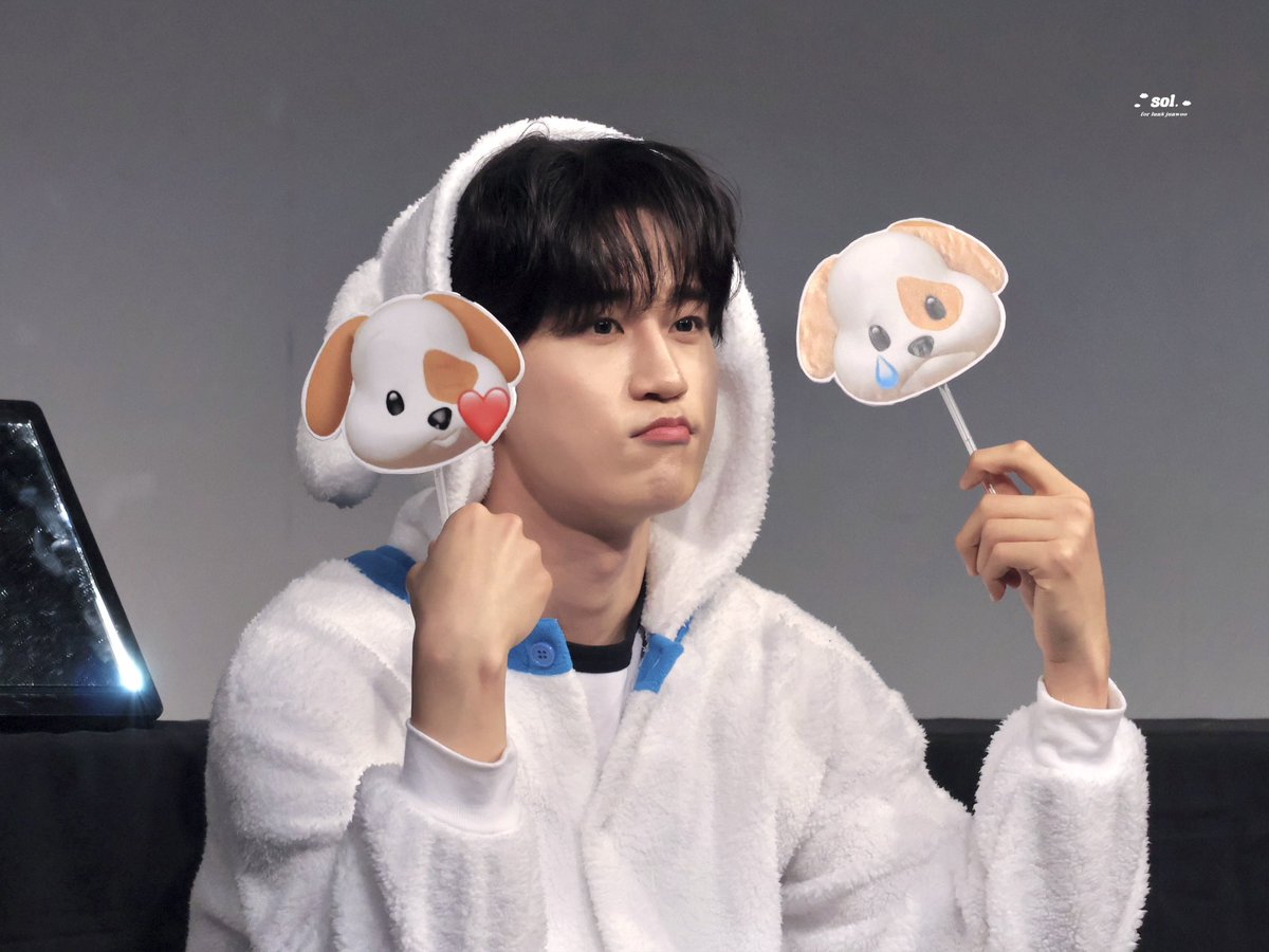 junwoo_sol's tweet image. ☁️◝✩ ʜᴀᴘᴘʏ ᴊᴜɴᴡᴏᴏ ᴅᴀʏ ◜✩☁️

#루네이트 #LUN8 #ルネイト
#준우 #junwoo #쭈누
#21ReasonsToLoveJunwoo_HappyBirthday