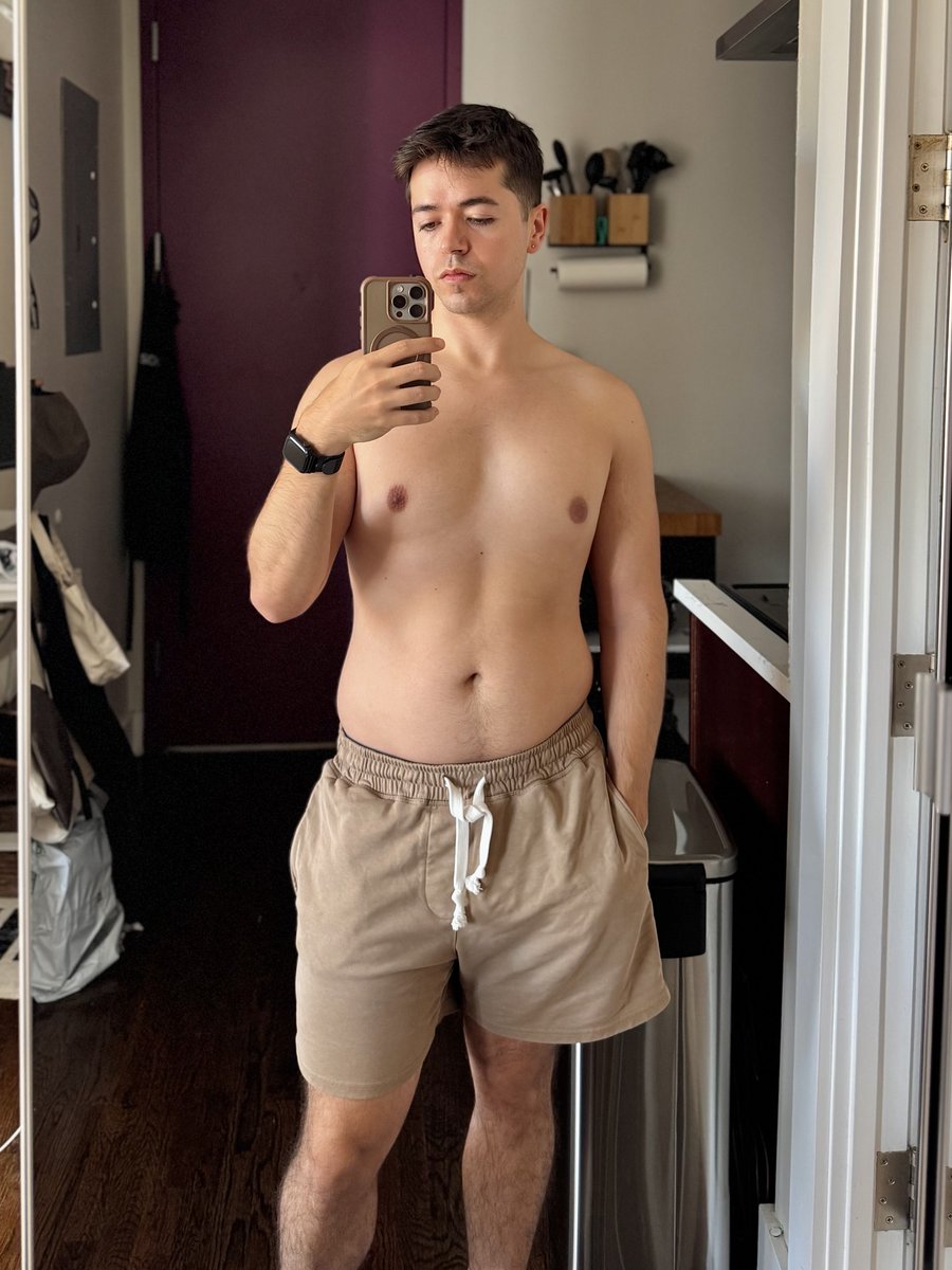 whores_devours's tweet image. need to start bulking again