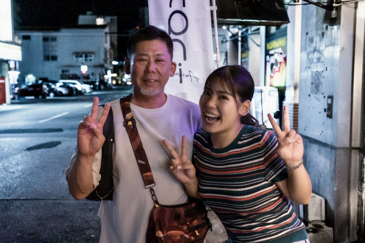 DwR3dQtQ0D36882's tweet image. #新垣

沖縄でたこ焼き出来上がるまでの間、素敵な親子に出会えた！

暗かったのでノイズ多めになって申し訳ないですがとても素敵な出会いに感謝ですまたきますね🌺