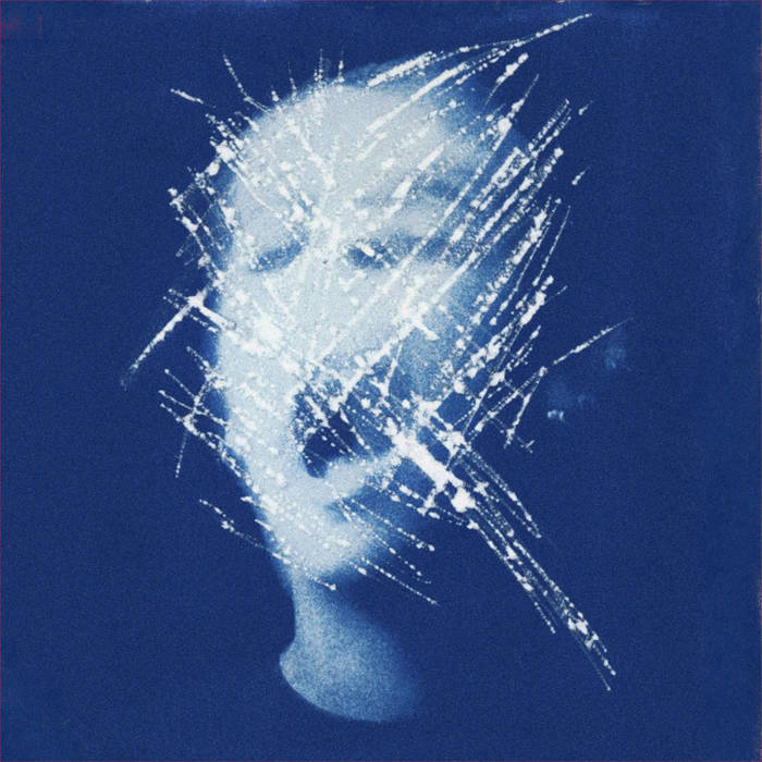 Morethansounds's tweet photo. FUGUE : Entre post punk, rock assez aérien et influs Shoegaze… 
Un groupe de l’oise dont vous pourrez lire une chro ici :
https://t.co/zjnd2jDc7s

#postpunk #rock #shoegaze https://t.co/Ucxp9NH7mj