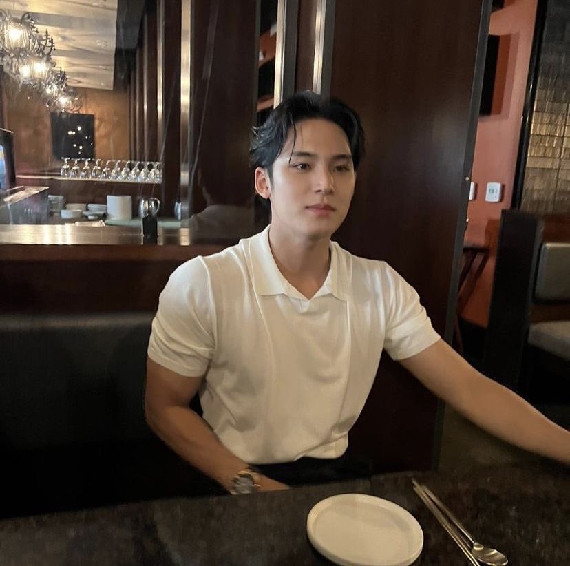 越, ELOISE. tweet media