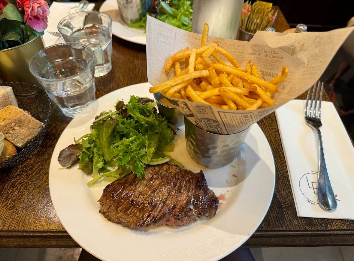 越, ELOISE. tweet media