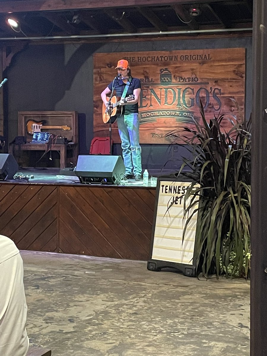 Last night at ABENDIGOS in Broken Bow, OK.  <a href="/TennesseeJet/">Tennessee Jet</a>.  Awesome show.