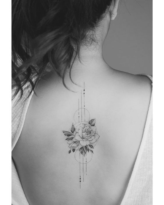 Sizlerde ücretsiz dövme yaptırmak isterseniz dm den bana ulaşabilirsiniz. Yada tlf dan whatsapp 0535 488 20 33 umut. Not sadece bayanlar ve çiftler lütfen. #akcaytattoo #edremittattoo #akcaydövme #ucretsizdovme #ücretsizdövme #ücretsiztattoo