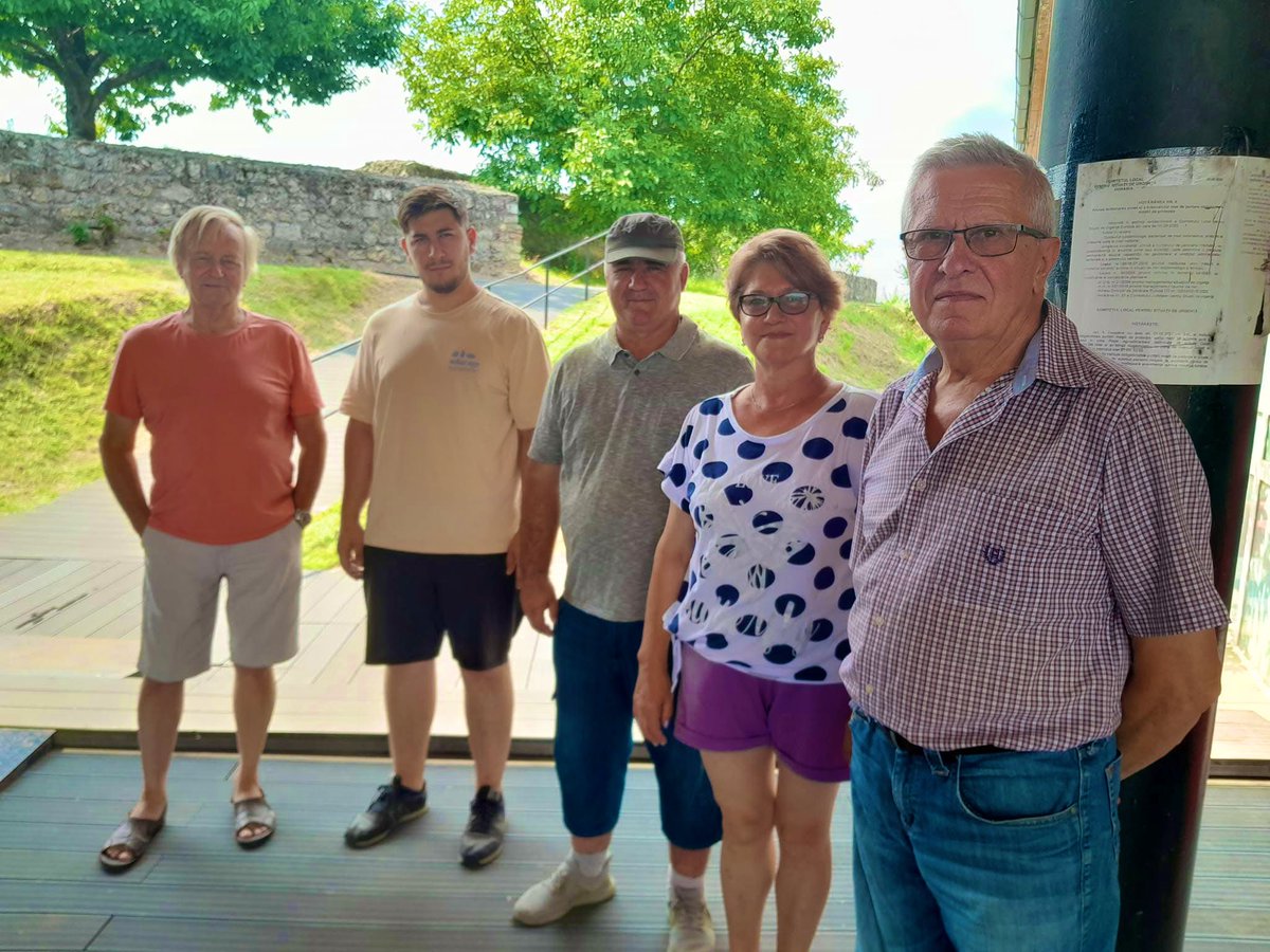 mirelatrandafr's tweet image. Surround yourself with people who uplift, inspire, and fuel your passions. The company you keep matters!

Who do you call your friend?
#ProjectJob29thNov2025  signed and sealed.  

Albert.
#ProjectSuppervisor #OTCcryptoTrading #trade #Lawyers #PropertyManagement