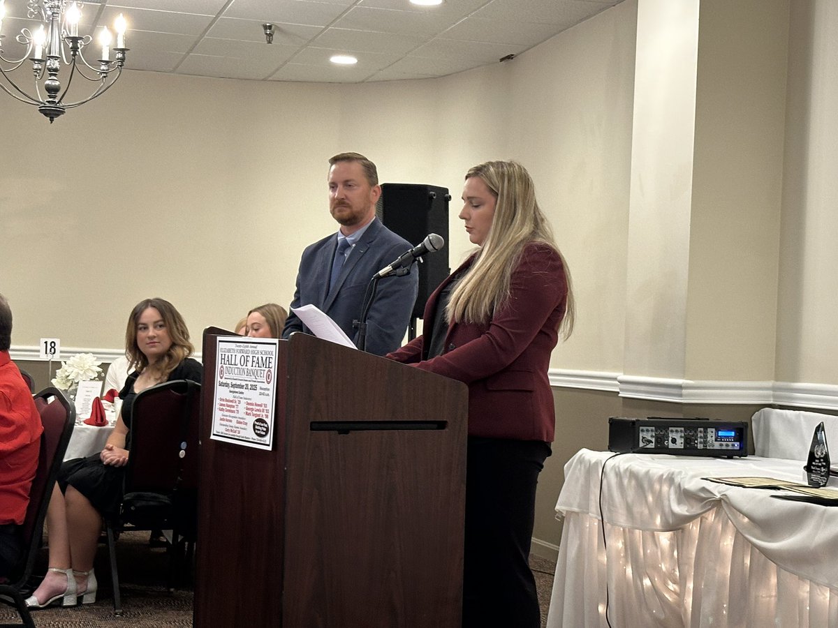 An inspiring morning at the annual EF Hall of Fame Banquet. Celebrating excellence, legacy, and the leaders who light the way for our community. ✨🏆 #HallOfFame