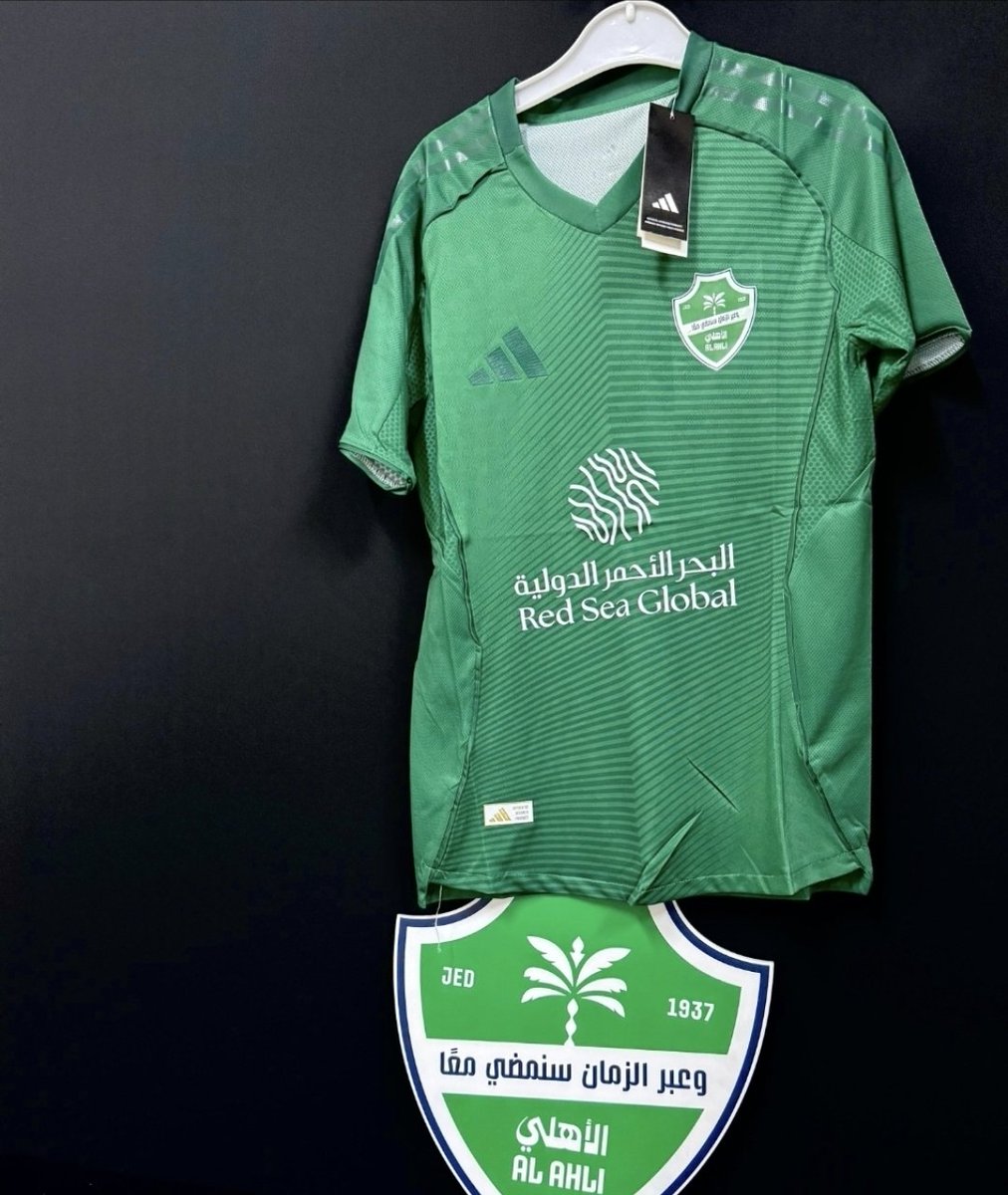 aryna_store's tweet photo. تيشيرت الاهلي الاساسي الجديد (فئة اللاعبين) توفر الان بجميع المقاسات 💚✔️ https://t.co/sk6jvLOV4a https://t.co/vpATSFlOZi
