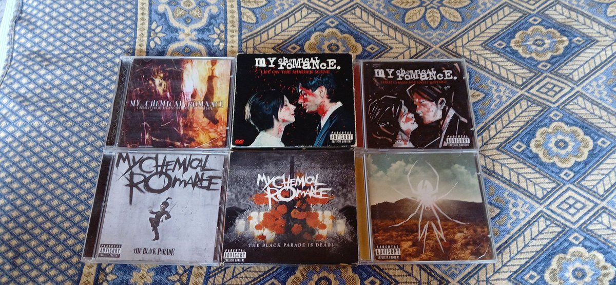 alienhesitante's tweet image. #genuinamente pra mim minha coleção do mcr ta #completa

nao preciso de mais #nada