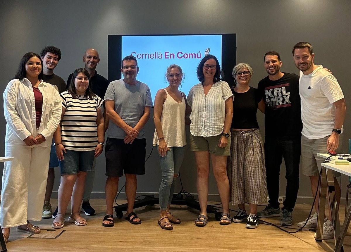 CatComuCornella's tweet photo. Avui hem fet la tancada d’inici de curs polític amb l’Executiva de Cornellà en Comú 🌟

Hem debatut, compartit idees i planificat accions per escoltar la ciutadania i traduir les seves demandes en millores per la ciutat. 💜

#CornellàEnComú #Participació https://t.co/bDnpgghuTZ