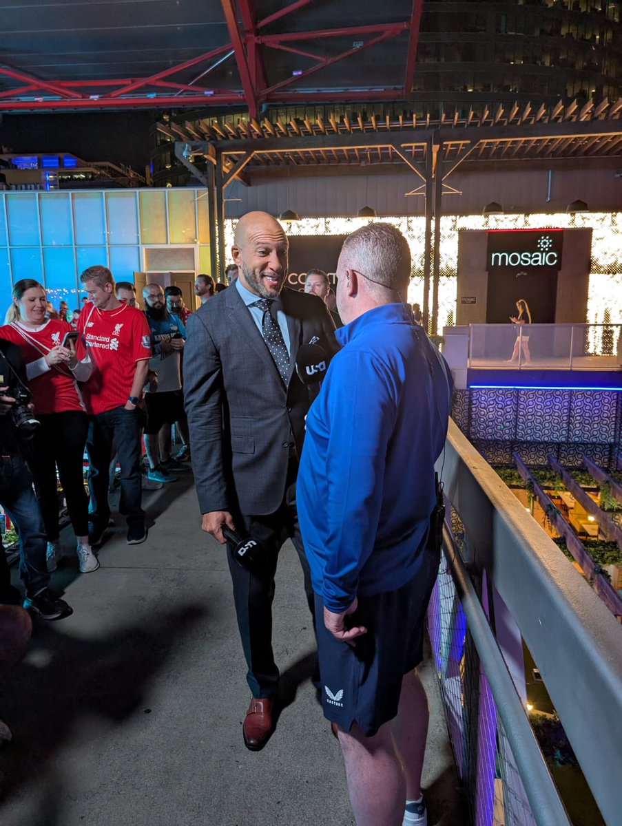 Everton in the USA tweet media