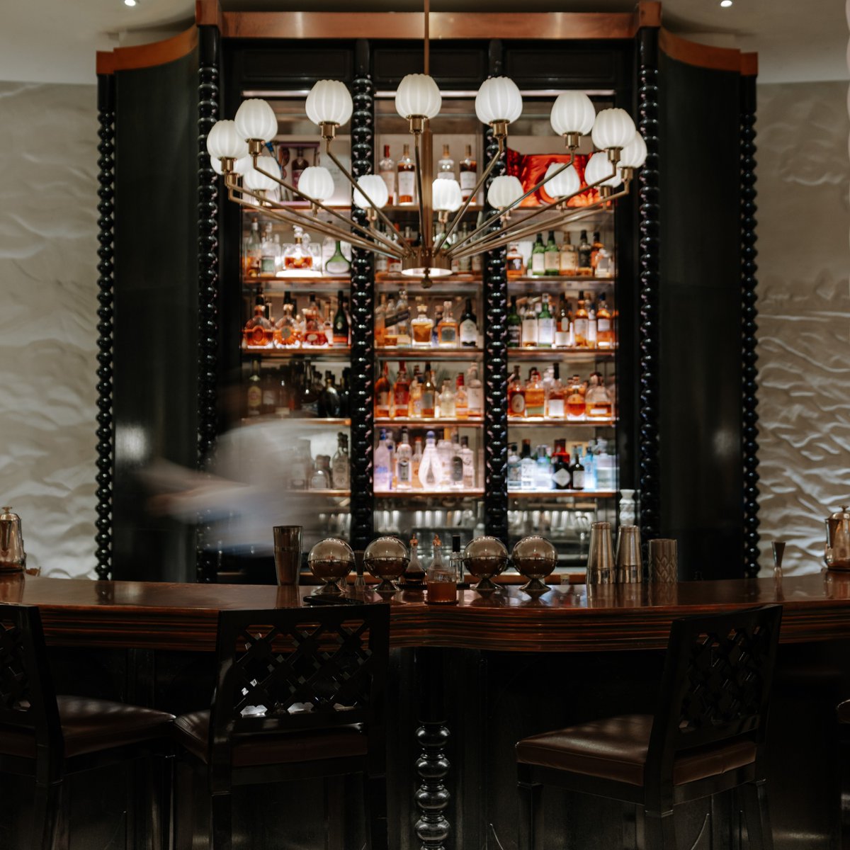 FSTowerBridge's tweet image. What the perfect weekend stay looks like in the City of London ✨ 

From a modern take on afternoon tea, to a relaxing Sunday at our award winning spa, we have something for everyone to enjoy! 

📸 @/meirr

#fstowerbridge #towerbridge #cityoflondon #fourseasons #londonhotels