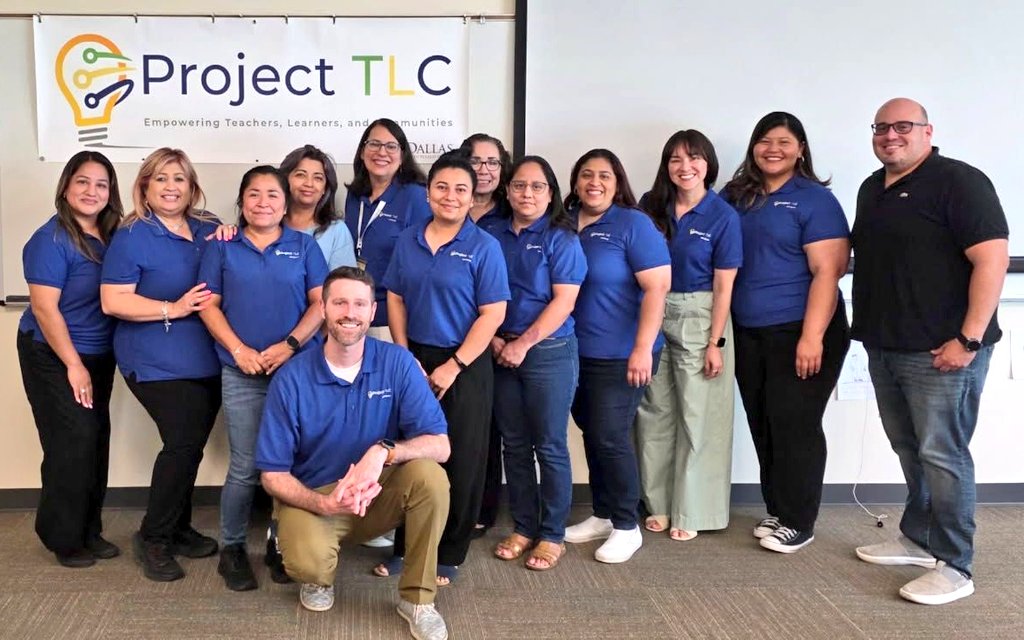 MrAlvarezTeachr's tweet image. Learning alongside this #amazing group has been #Empowering 💥💯 @WeAreProjectTLC @UNTDallas #Masters #Cohort 💚✨ #PLN #PLT