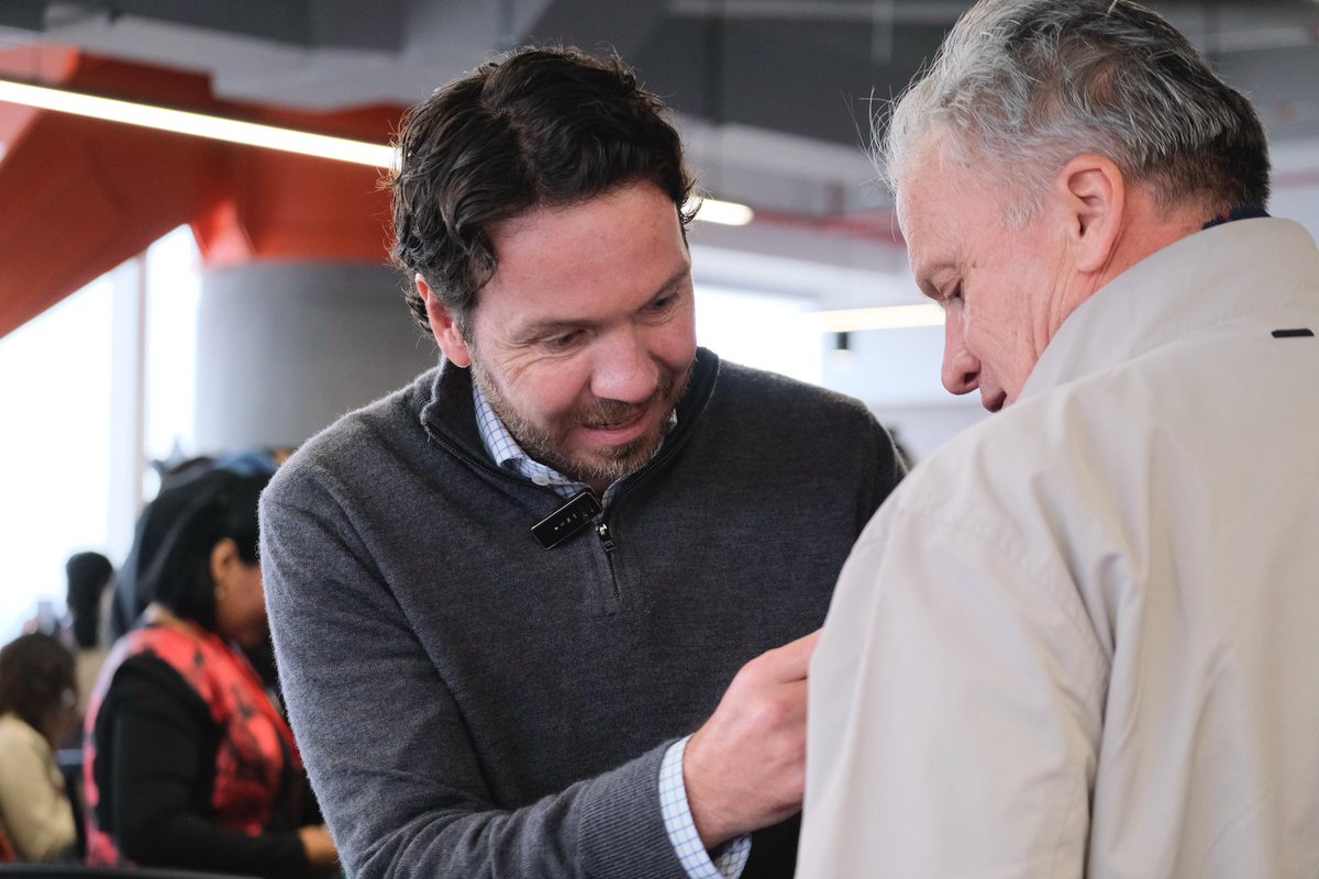 Fundación Corona tweet media