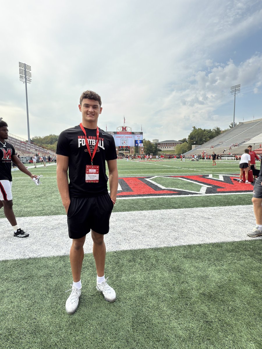 Pre-Game warmups <a href="/MiamiOHFootball/">Miami Football</a> 
<a href="/gilberthsfb/">Gilbert High School Football</a> <a href="/CoachOzzieExume/">Coach Ozzie Exume</a> <a href="/CoachTTyler/">Tremaine Tyler</a>