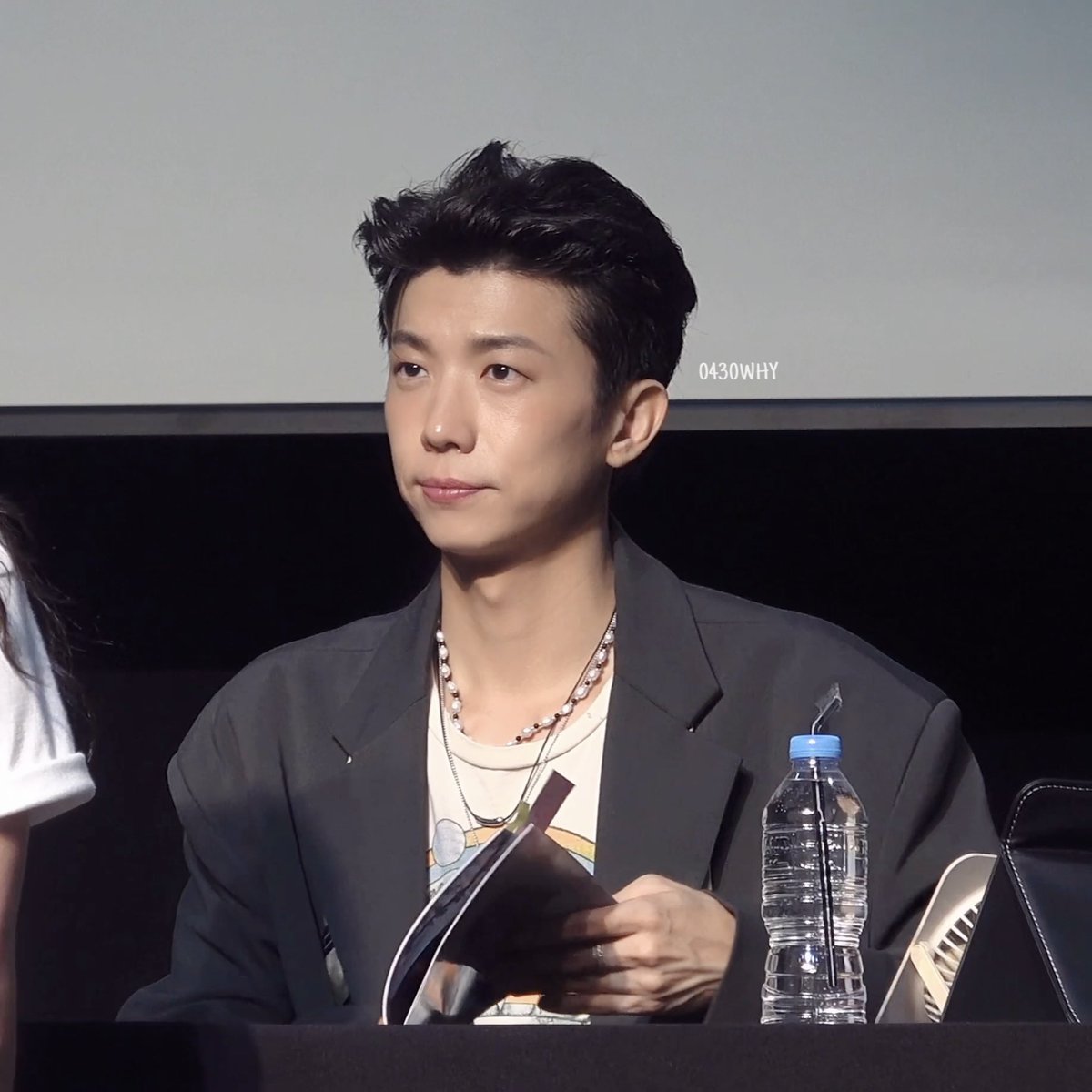 저를 그렇게 쳐다보시면 제가