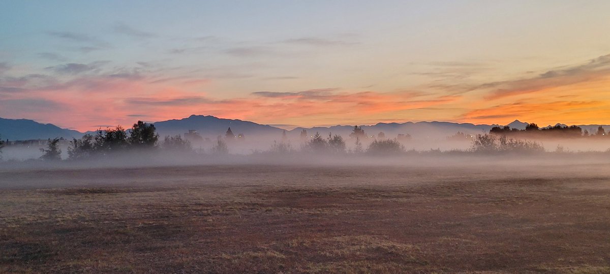Good morning, #RichmondBC 🌄 
#sunrise Have a beautiful weekend! 🌞