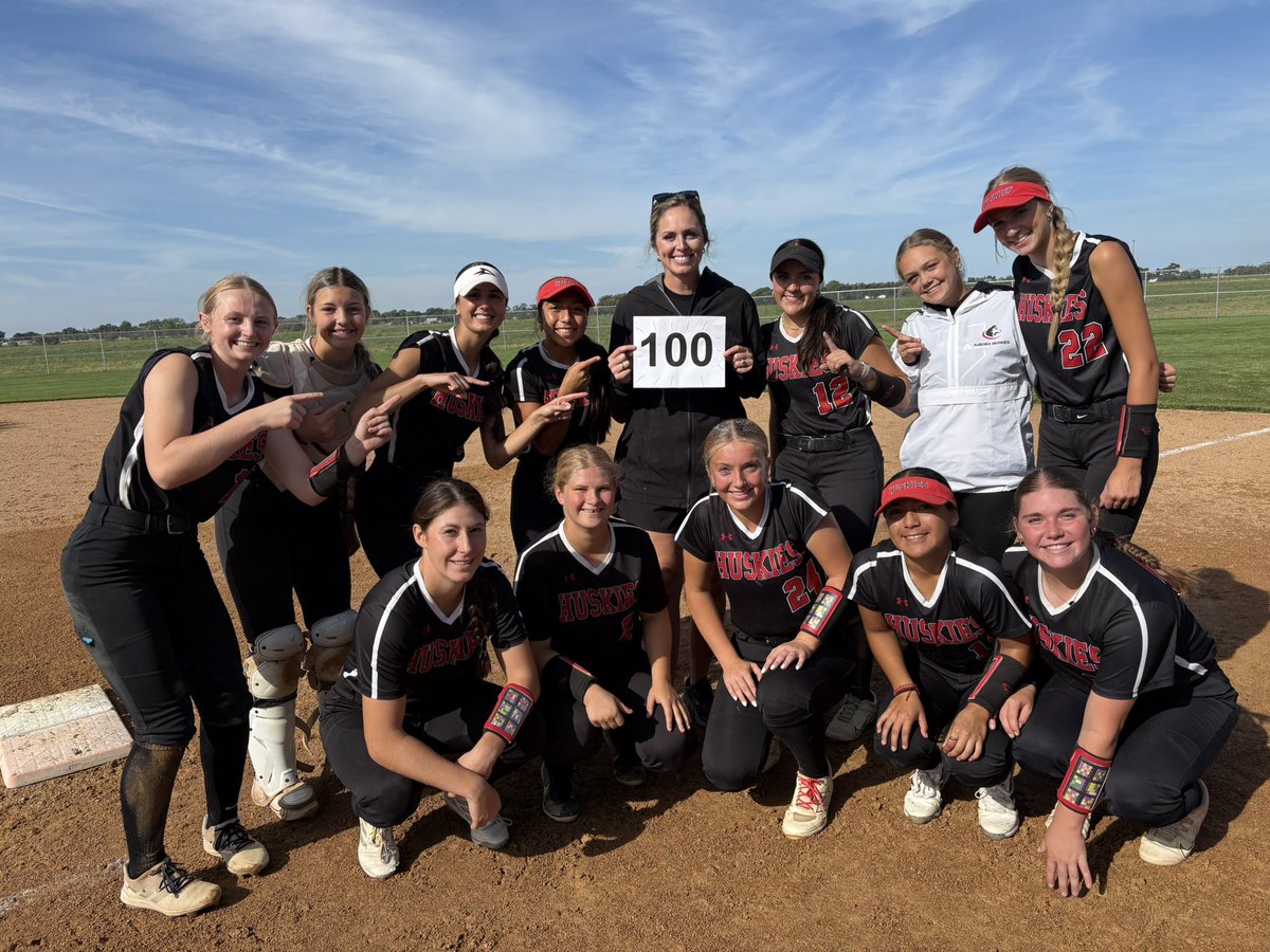 Aurora Husky Softball tweet media