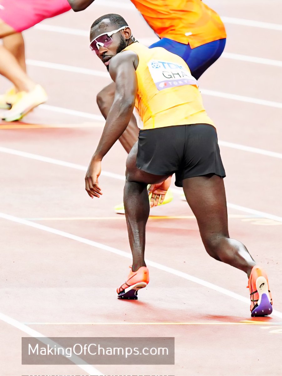 Gary Al-Smith (@garyalsmith) on Twitter photo To put today's 8.74s split by 🇬🇭 @BenjaminAzamati in context, the two fastest ever split times in 4x100m history are 8.65s (Usain Bolt, 2015) and 8.70s (Bolt, 2012 & Asafa Powell, 2008).
#WorldAthleticsChamps | <a href="/StanbicBankGH/">Stanbic Bank Ghana</a> To put today's 8.74s split by 🇬🇭 @BenjaminAzamati in context, the two fastest ever split times in 4x100m history are 8.65s (Usain Bolt, 2015) and 8.70s (Bolt, 2012 & Asafa Powell, 2008).
#WorldAthleticsChamps | <a href="/StanbicBankGH/">Stanbic Bank Ghana</a>