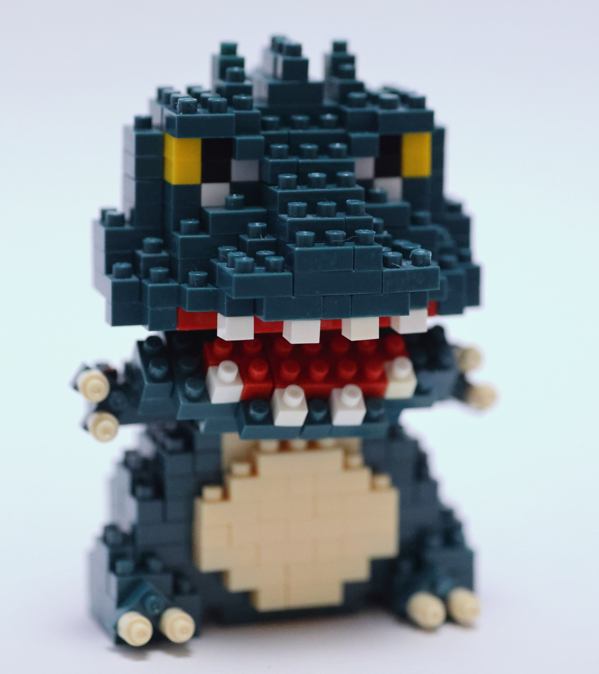 マイクロブロックで作ったオリジナルのメカゴジラです全長24cm。NO181