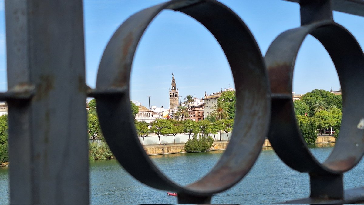 Enfocando nuevos ángulos. Los antiguos ya pasaron.