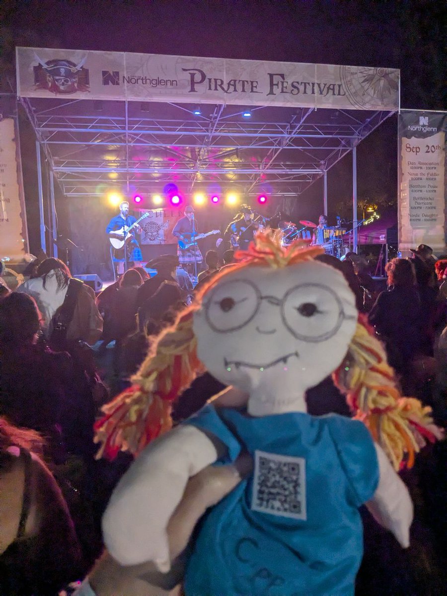 lefticus's tweet image. Arr!! Cippi learned a lot at CppCon this week and celebrated the hard week by going to a Pirate Festival! She acquired a new booty bag in the process too!
#talklikeapirate #cppcon
modernescpp.org/cippi/
Consider giving to #als research