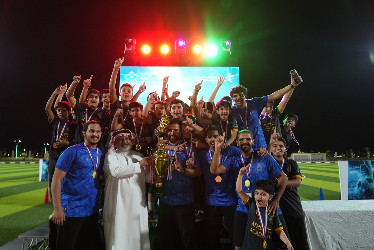ألف مبروك للفائزين أبطال (دوري النجوم)✨
 وحظ أوفر لبقية الأكاديميات المشاركة، وشكرًا على الروح الرياضية والإبداع .

🥇 المركز الأول: أكاديمية أتلتك (كأس الدوري)
🥈 المركز الثاني: أكاديمية مهارة
🥉 المركز الثالث: أكاديمية نجوم الكوكب