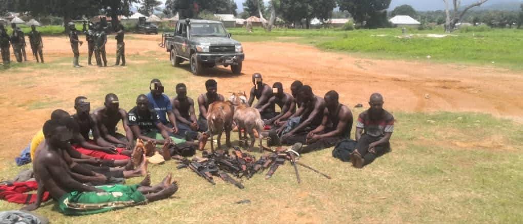 ana_herleemerh's tweet image. 1/2
Alhamdulillahi! Allah is great. We have known this for long that Plateau Christian terrorists are d perpetrators of terror against their own people. Rather than acknowledging this, d Middle Baiters terrorists shift d blame on Fulani 2 further their anti Islamic agenda 👇