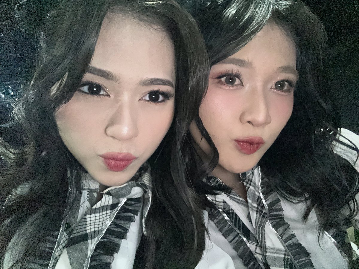 I_KathrinaJKT48's tweet photo. thankyou for the shows this week💞💞 https://t.co/l7FSQKuoZd