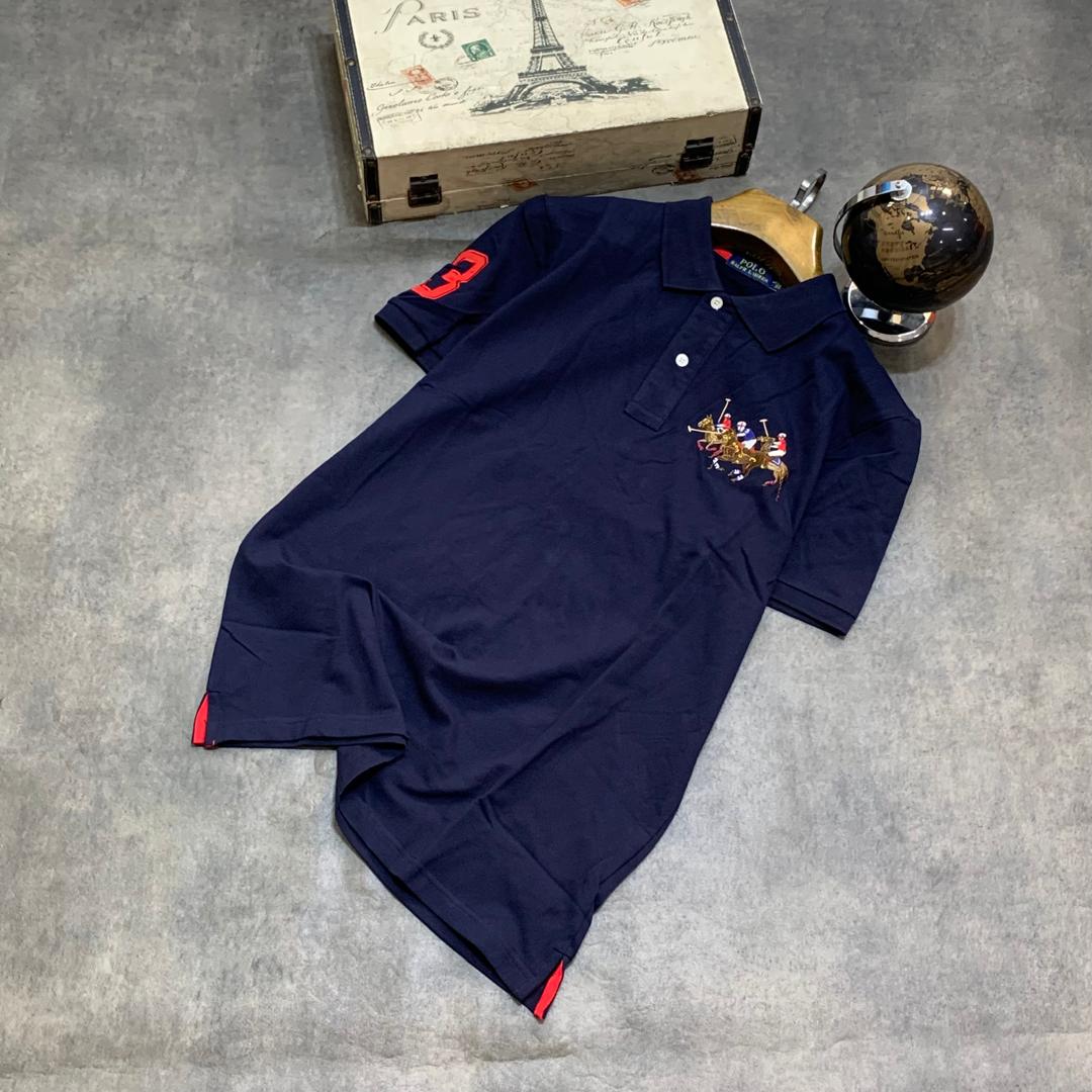 HappyFacesTag's tweet photo. 🔴 ITEM NAME:
● POLO

🔴 INFO:
● 100% cotton
● Machine washable
● Big signature crest
● Imported

🔴 COLOUR:
● Navy Blue
● Navy Blue (Stripe)
● Green (Stripe)
● White (Stripe)
● White
● Burgundy
● Yellow

🔴 SIZE:
● S
● M
● L
● XL
● 2XL
● 3XL https://t.co/umzxODxDlK