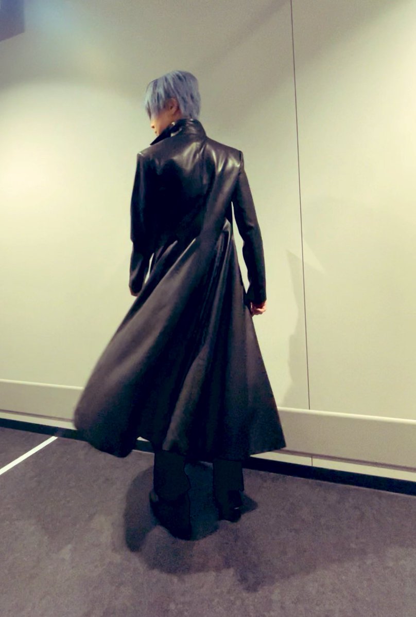このコートが好きすぎてお衣装さんに感謝…
お風呂入ってストレッチしてたらもうこんな時間⏰明日は千秋楽…
#Zeroミュ #Fate_Zero  #ナタリア