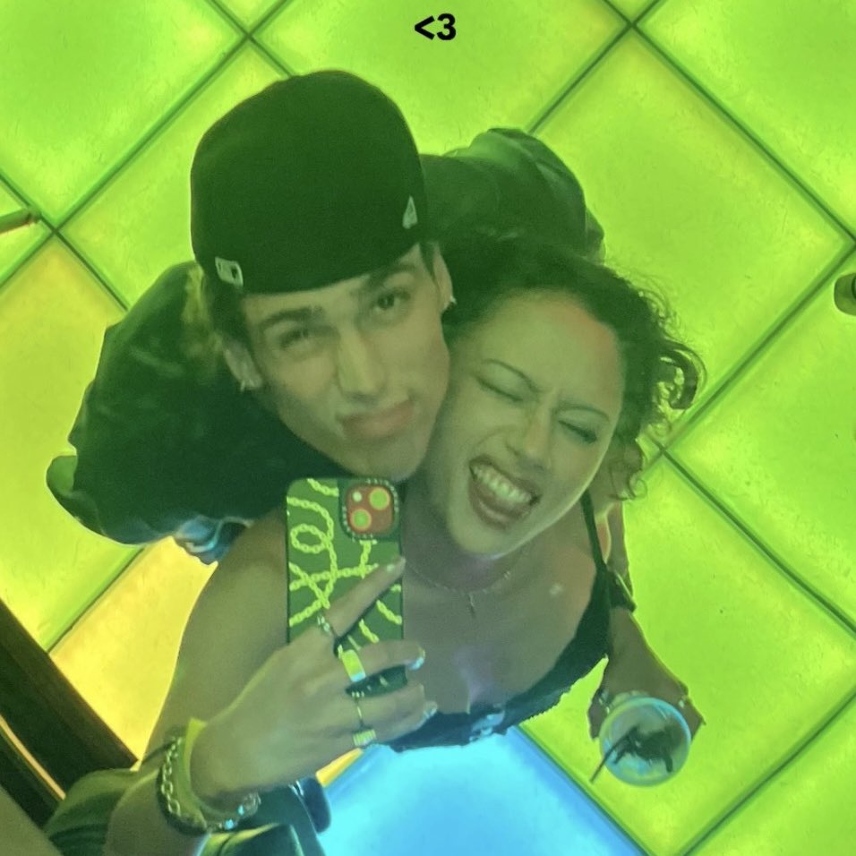 acervohacker's tweet image. o homem esta AMANDO!!!