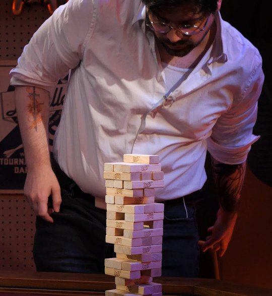 Daily Damien Haas (@everydamien) on Twitter photo 