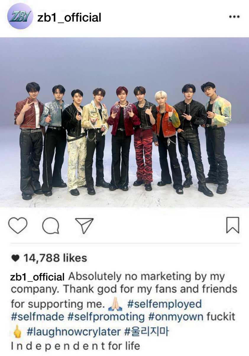 haodoeuvre's tweet photo. 44 awards and 21 music show trophies btw https://t.co/GUSg6Nxrbs