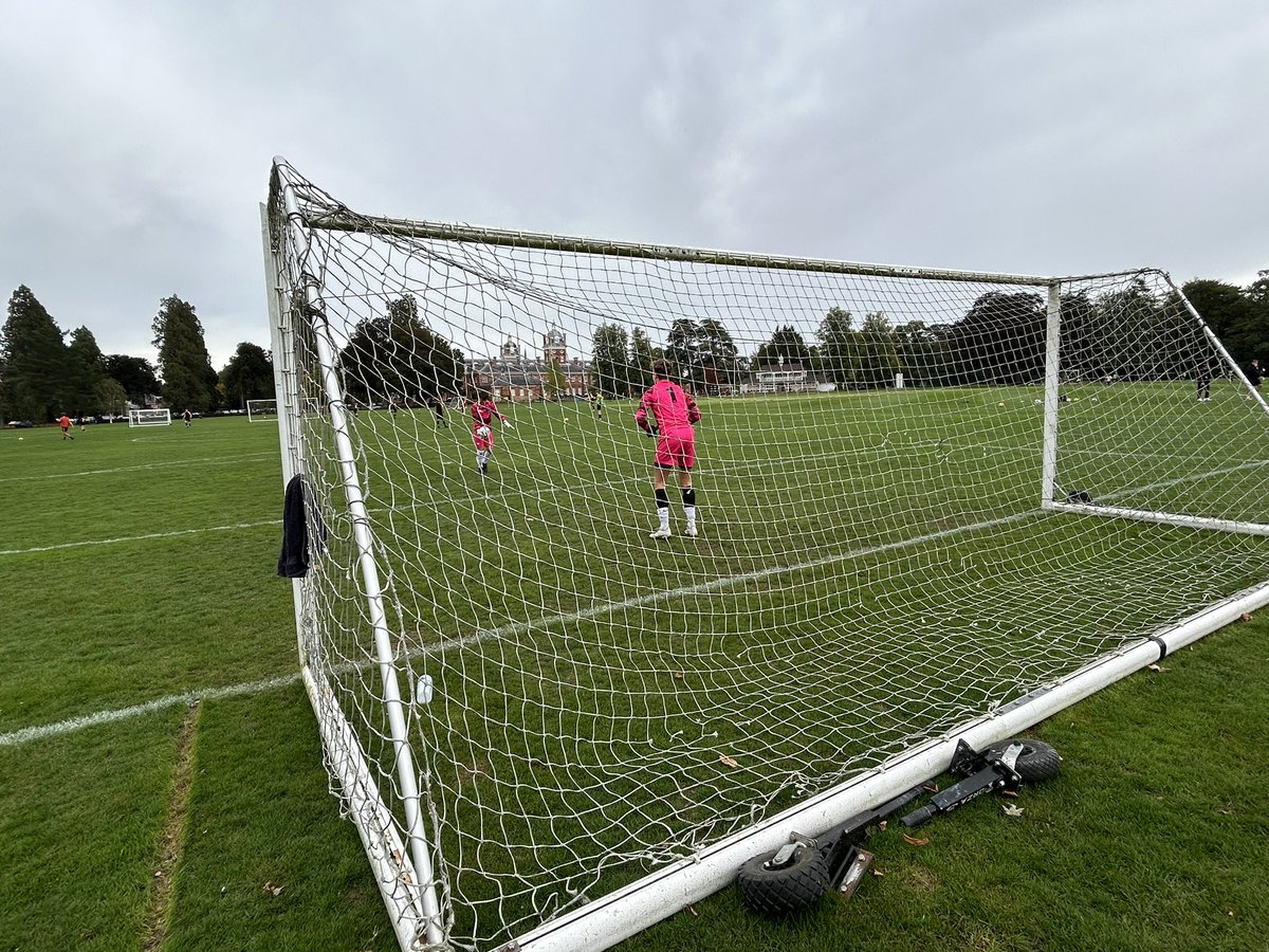 FootballGordon's tweet image. Excellent performances today from both senior sides ⚽️ #bleedgreen @GordonsSch