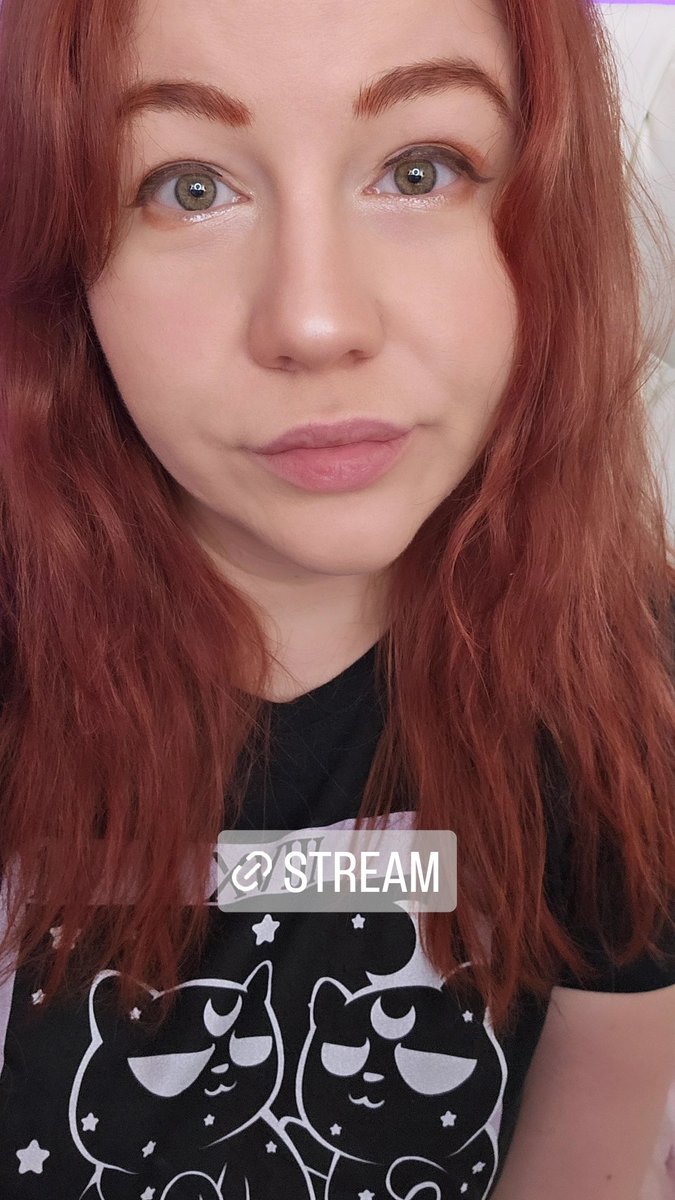 Heute Entspannung! Ich leide! 🥲😂
twitch.tv/lunalya