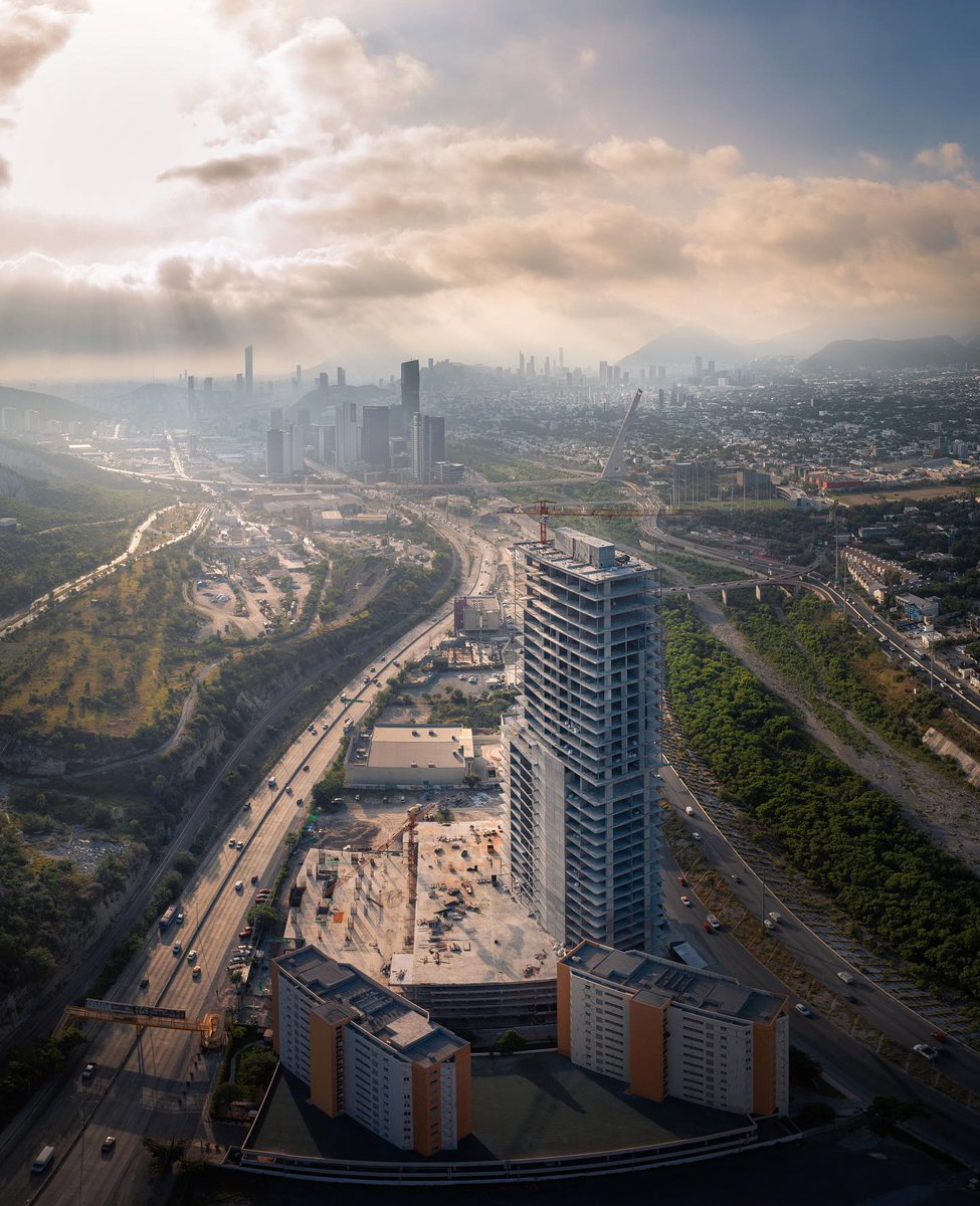 ¡Hoy se cumplen 4️⃣2️⃣9️⃣ años de la fundación de la Ciudad Metropolitana de Monterrey!